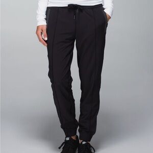 Lululemon track to reality jogger